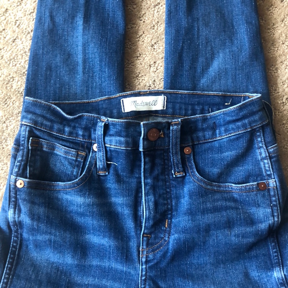Madewell 9” high rise jeans with frayed hem
